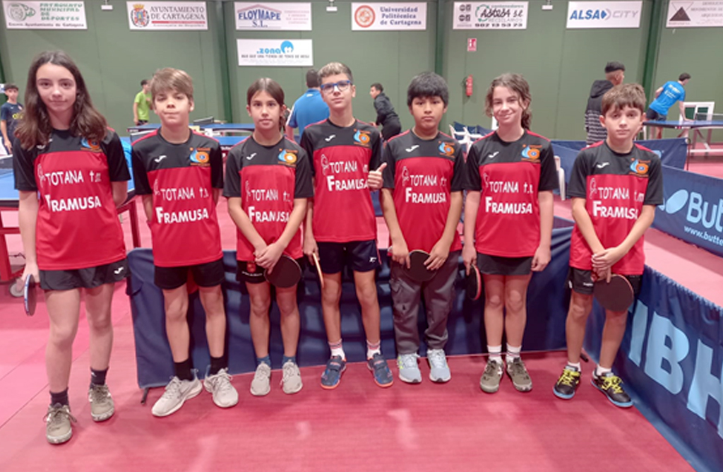 Los totaneros se alzan con 4 podios en el I Open Autonómico de Tenis de Mesa